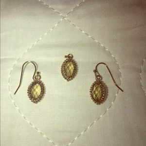 Custom made Kendra Scott Earring & Pendant Set